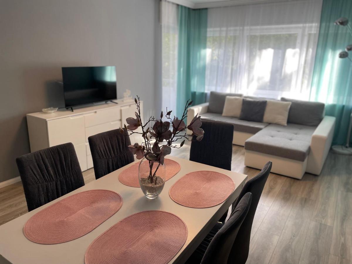 Family Apartment *