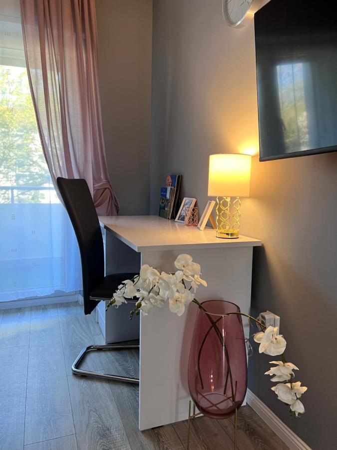 Family Apartment *